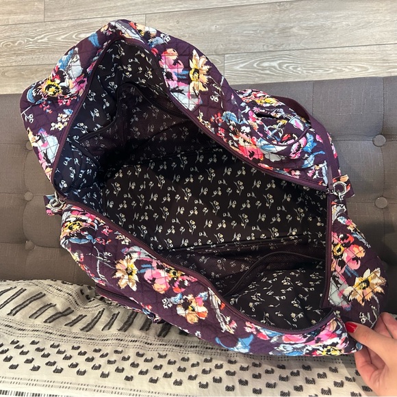 Vera Bradley Weekender - Picture 5 of 5